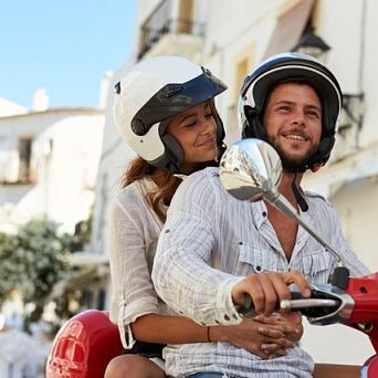 Surprise your partner with the most original romantic plan