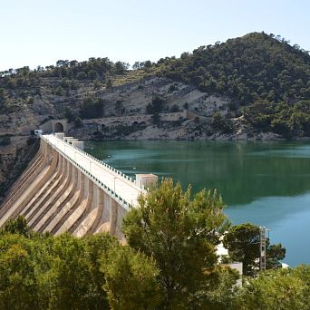 Discover the Amadorio Reservoir, a perfect plan for this time of year