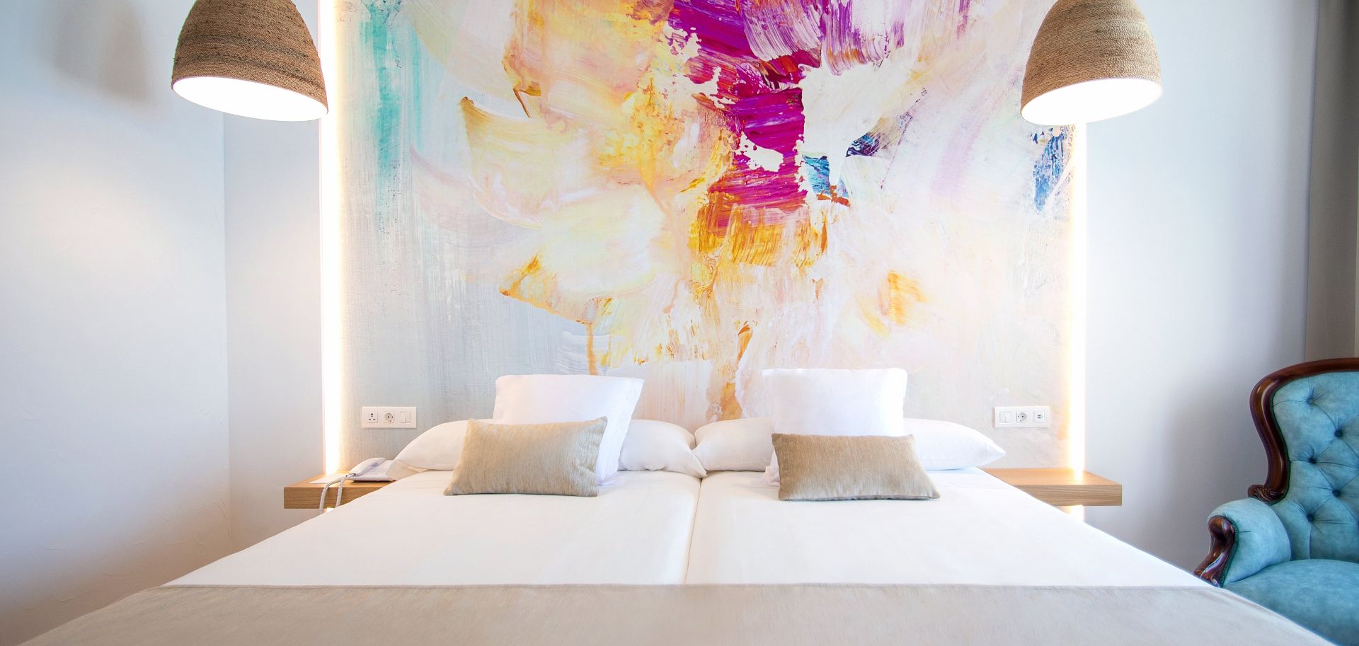 Double bed in the Contemporary Double room