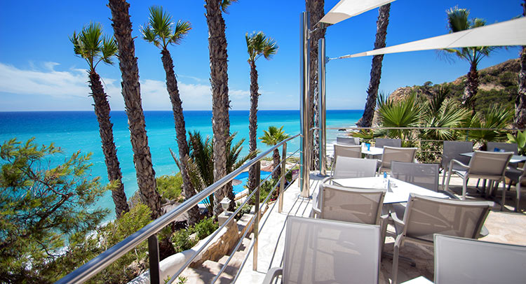 The new Bar Proa at the Hotel Montíboli