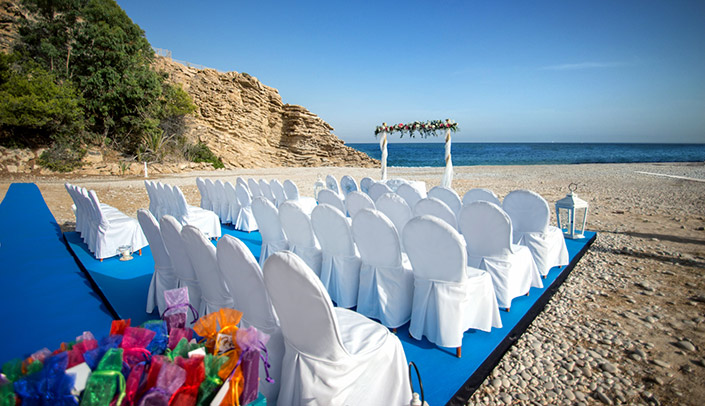 Wedding on the beach Winter Wedding on the beach