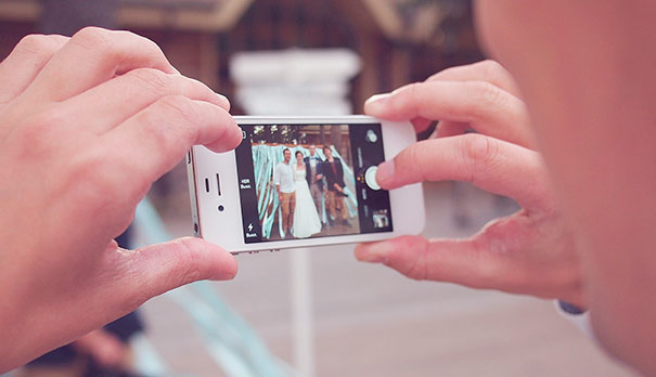 Mobile phones at weddings Wedding photography using a mobile phone