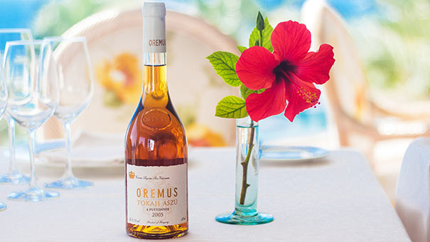 Tokaji Aszú Oremus, Hungry Sweet White Wine at the Montíboli